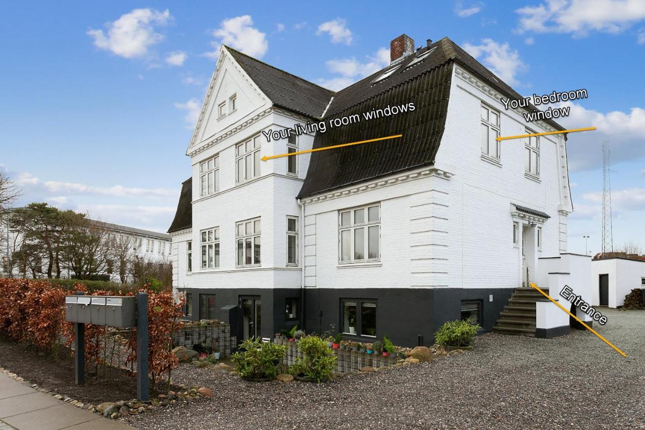 Aday - Apartment Suite Aalborg Center المظهر الخارجي الصورة